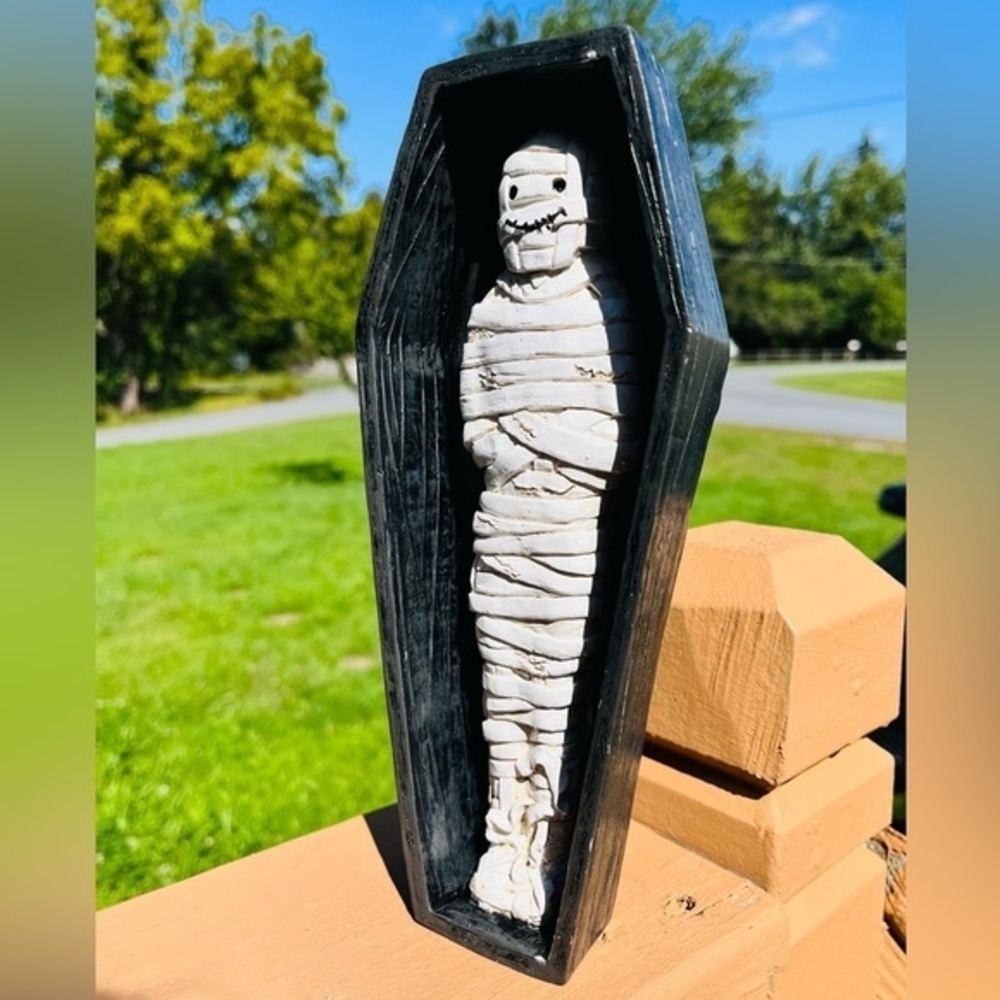 Coffin Mummy Tabletop Decor Halloween Spooky Season Shelf Accent NWT